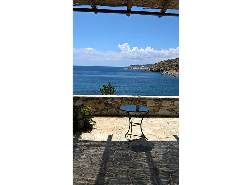 Les chambres et les studios Aperanto dans Faros à Sifnos