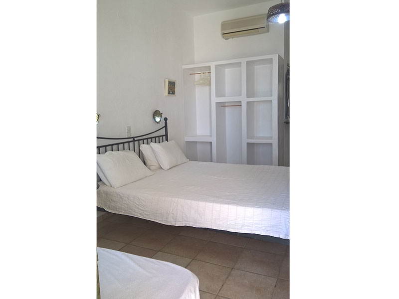 Les chambres et les studios Aperanto dans Faros à Sifnos