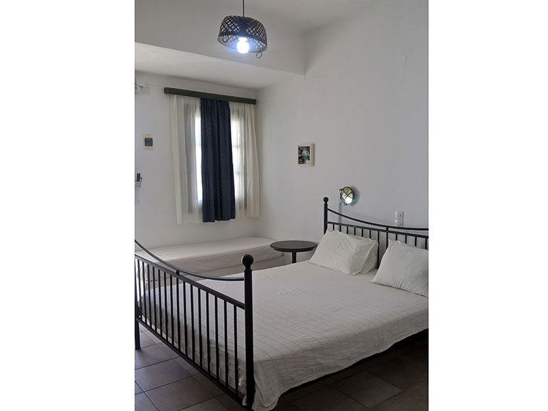 Les chambres et les studios Aperanto dans Faros à Sifnos